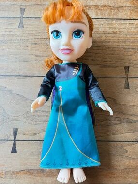Disney Frozen Anna Doll 13” Toddler Doll Red Hair Blue Dress Cape Princess Toy